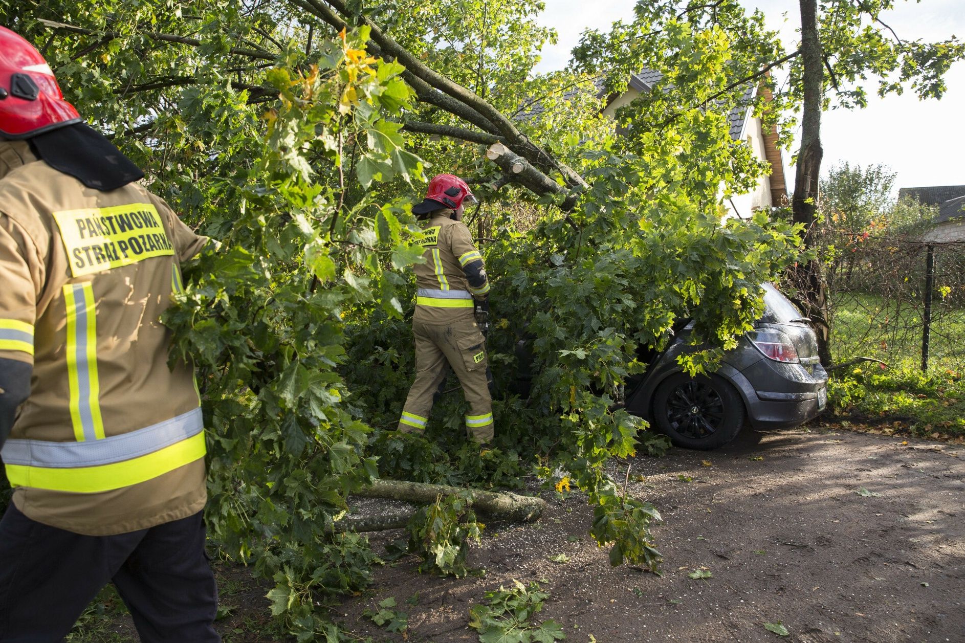 RCB wysłało alert burzowy do mieszkańców kilku regionów Polski