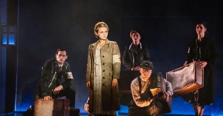 "Irena" w Teatrze Muzycznym w Poznaniu. O kobiecie, której świat nie może zapomnieć [RECENZJA]