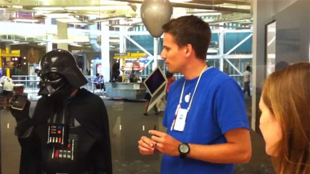 Co głupiego można zrobić w Apple Store? 1