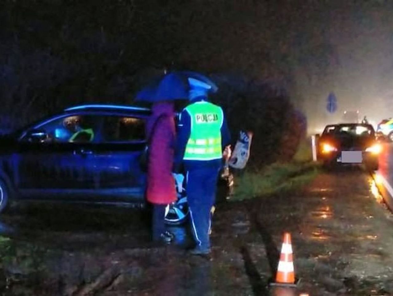 Turka: 37-latek zginął pod kołami dostawczaka. 65-letni kierowca nie zauważył, że po nim przejechał