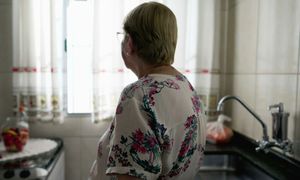 Skąd bierze się zapach starszych ludzi? Naukowcy odkryli jego źródło