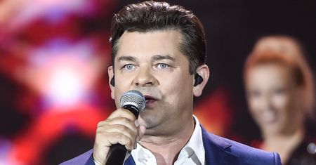 Zenek Martyniuk rywalizuje o względy wnuczki. Dostrzegł w niej wielki talent