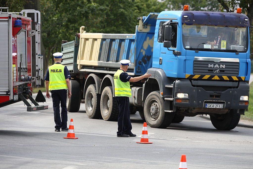 Wola Ducka. Śmiertelny wypadek na drodze Warszawa - Lublin. Uwaga na utrudnienia w ruchu