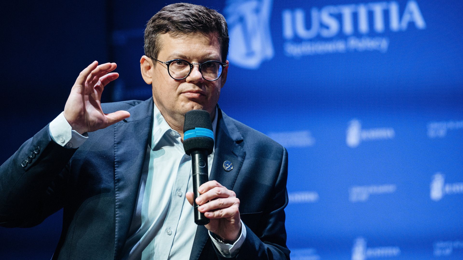 Krystian Markiewicz podczas debaty "Po co wolność?" z okazji trzeciego jubileuszu Stowarzyszenia Sędziów Polskich "Iustitia"