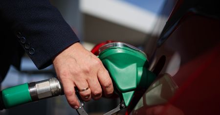 Diesel znów powyżej 7 zł. Stacje kuszą rabatami