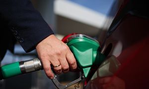 Diesel znów powyżej 7 zł. Stacje kuszą rabatami