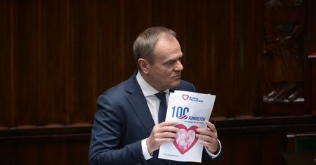 100 konkretów wciąż niezrealizowane. "Platforma będzie się broniła"