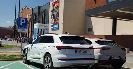Koniec marzeń o polskim aucie elektrycznym? Raport wykonany dla rządu nie pozostawia złudzeń