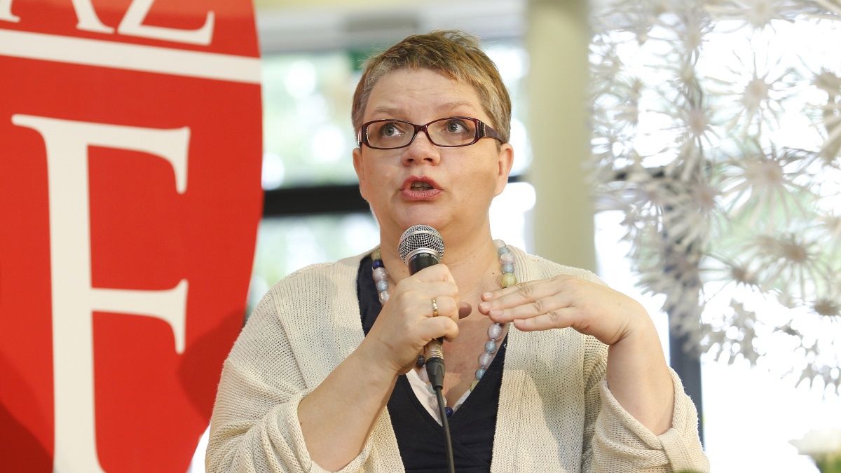 Internauci byli wściekli na Dorotę Zawadzką za słowa o "grubych rodzinach" 