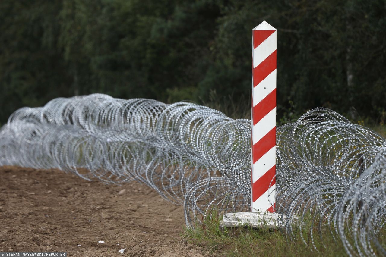 Powstaje ośrodek dla imigrantów. Cudzoziemcy zamieszkają na poligonie (East News)