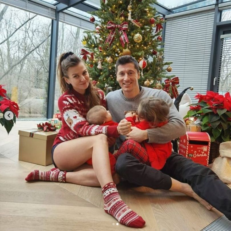 Anna Lewandowska z rodziną