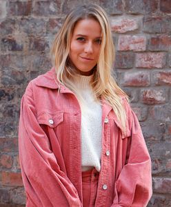 Internautka oskarża Jessicę Mercedes. Miała skopiować sukienkę z sieciówki