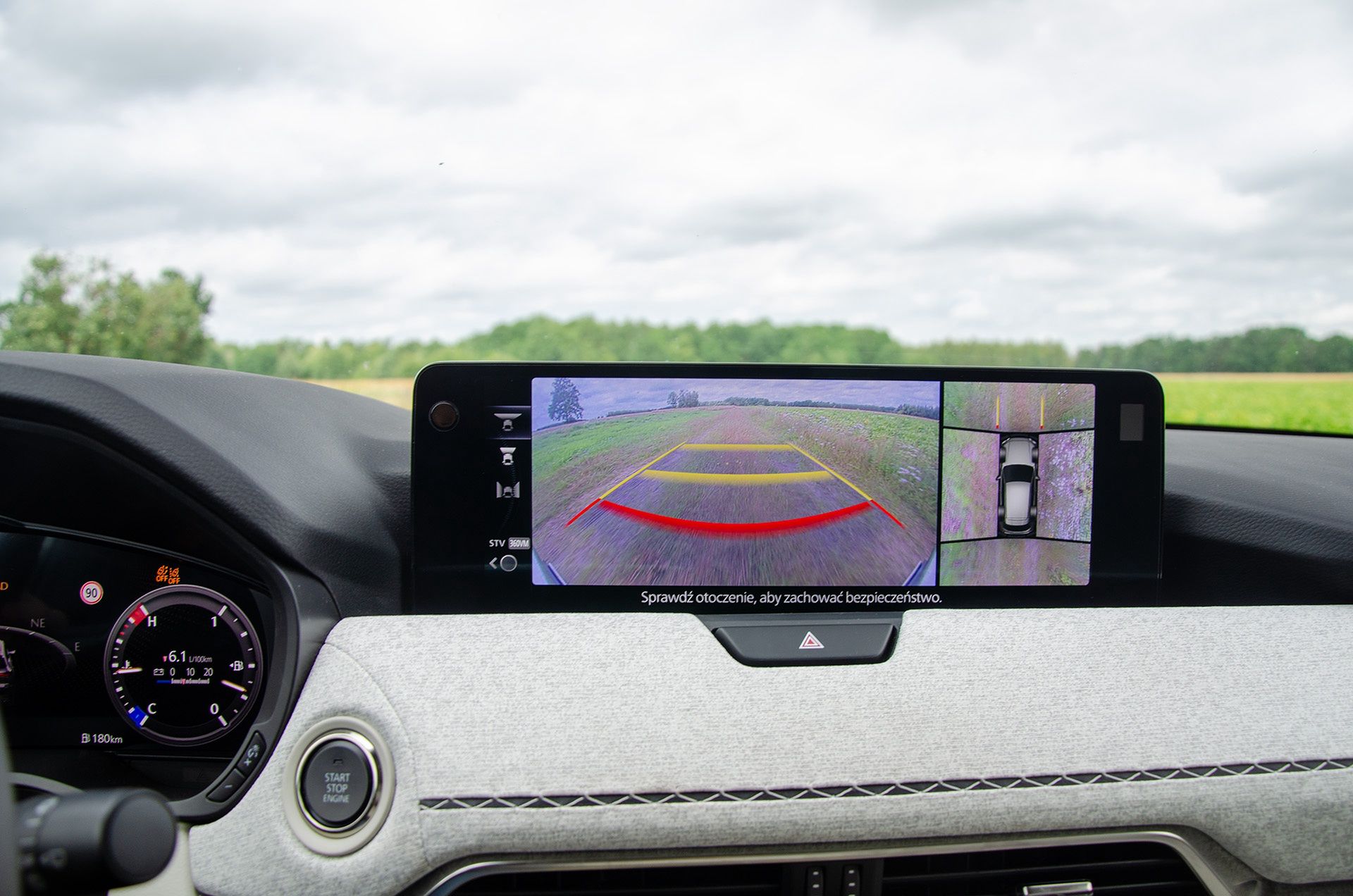 System kamer Mazdy nie pomaga w jeździe off-road