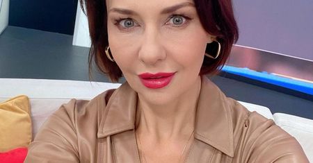 Anna Popek w stylu pensjonarki. Ta sukienka zachwyci wielu
