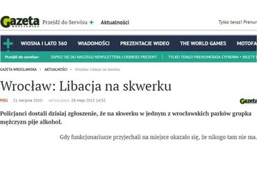 Screen tekstu o "libacji na skwerku"