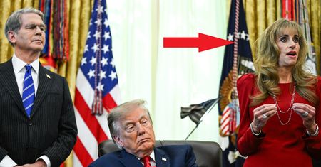 Kobieta u boku Trumpa. Internet wybuchł, mąż nie wytrzymał