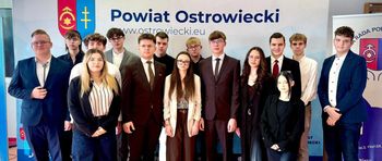 36 uchwał w pierwszym roku. Młodzieżowa Rada Powiatu Ostrowieckiego podsumowała działalność