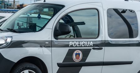 Tony tytoniu, 300 mln sztuk papierosów. Policja odkryła nielegalną wytwórnię
