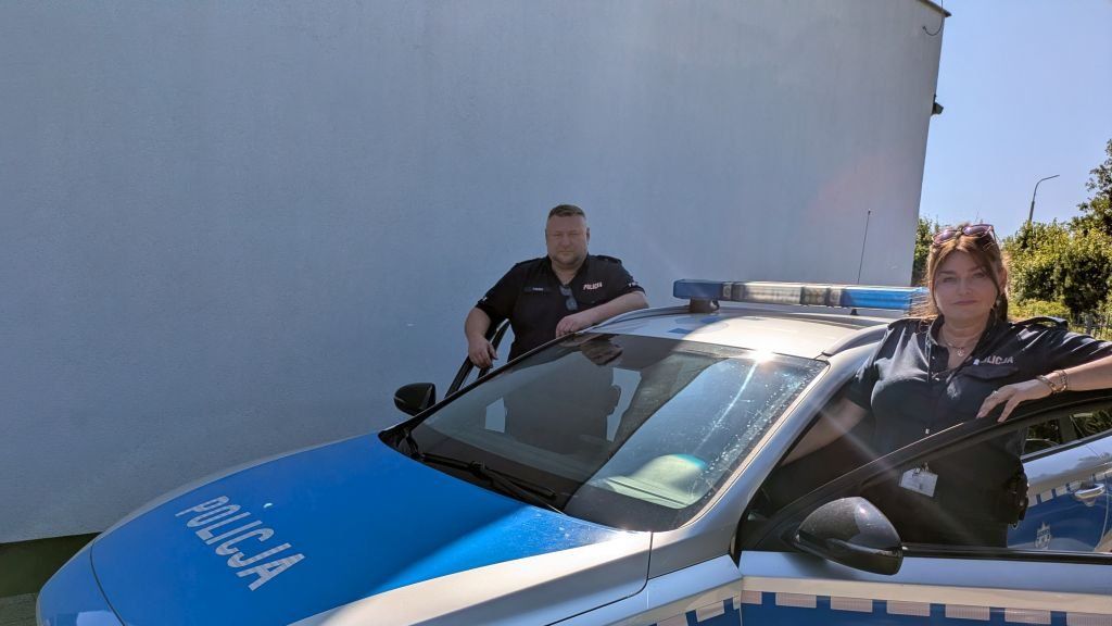 Policjanci pomogli 2-latce, która nie mogła oddychać