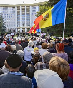 Niepokój w Mołdawii. Tysiące ludzi na ulicach