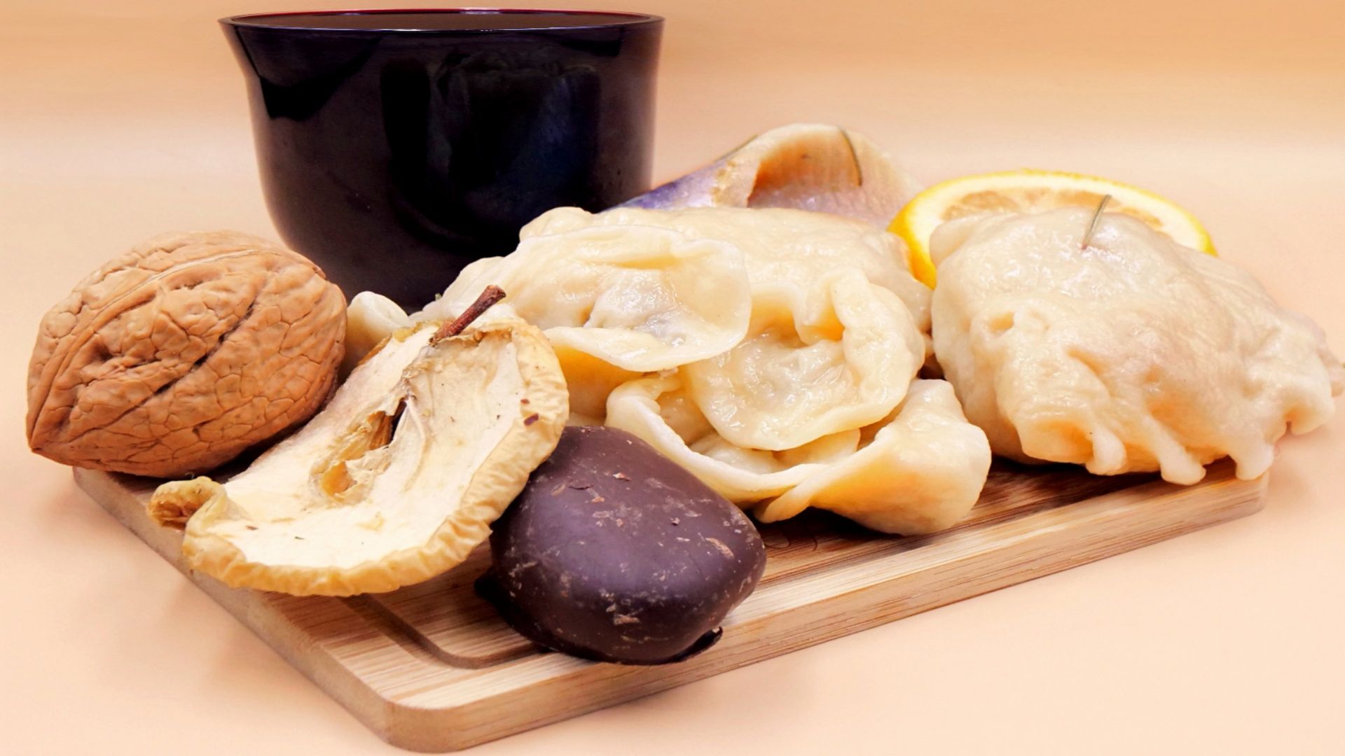 Świąteczne jedzenie nie powinno być ani przesadnie ciężkie, ani przesadnie dietetyczne.