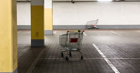 Firmy zaciągnęły hamulec. "Trzeba uderzyć w jądro problemu, nie dochody"