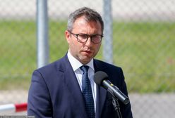 Kolejna odsłona afery mailowej. W tle poparcie "o. Tadeusza"