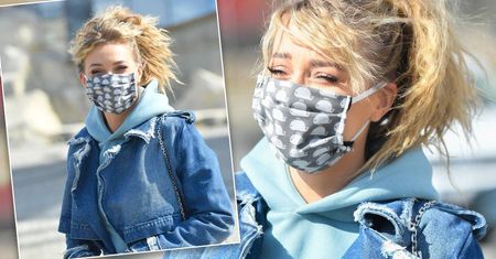 Marcelina Zawadzka nawet w czasie pandemii wygląda jak ikona stylu. Maskę i rękawiczki dobrała do stylizacji