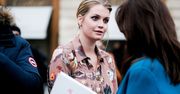Lady Kitty Spencer na pokazie mody w Paryżu