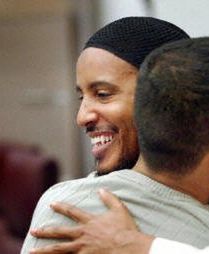 Holandia: dwunastu niewinnych muzułmanów