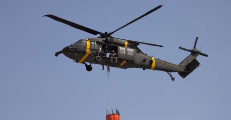 Black Hawk wleciał na linię. Incydent na pikniku pod Ciechanowem