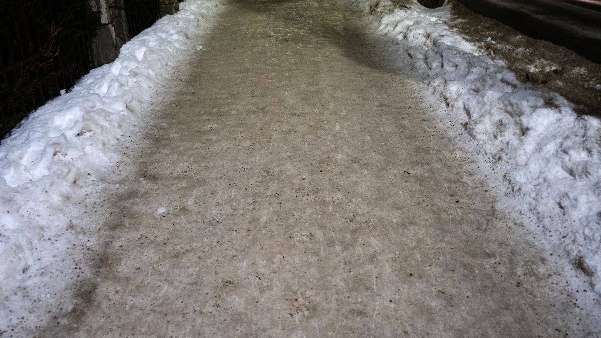 Zakopane, lód, chodnik