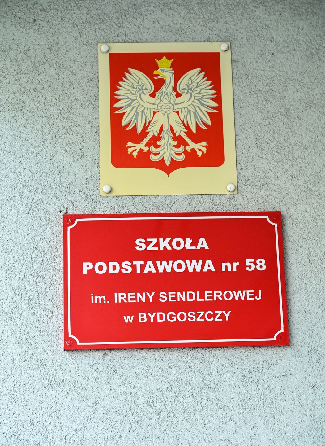Tak obecnie prezentują się wnętrza SP nr 58 im. Ireny Sendlerowej w Bydgoszczy. W tym roku szkolnym do placówki przy ul. Gdańskiej 53A uczęszcza ponad 500 uczniów.