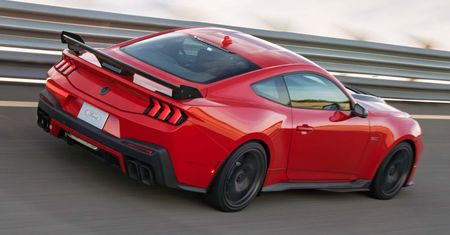 Ford zdradził moc Mustanga Dark Horse SC. Do topowego GTD nie brakuje mu wiele