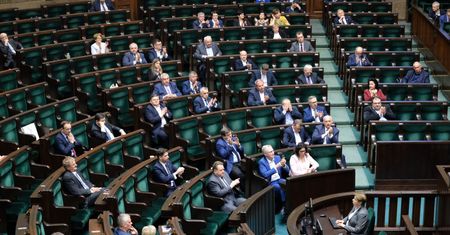 Sejm zbiera się na jednodniowe posiedzenie. Napięty grafik piątkowych obrad