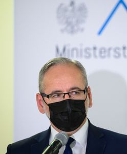 Czwarta dawka dla personelu medycznego. Minister zdrowia podał datę