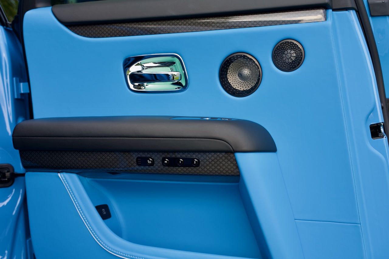 Rolls-Royce Black Badge Ghost