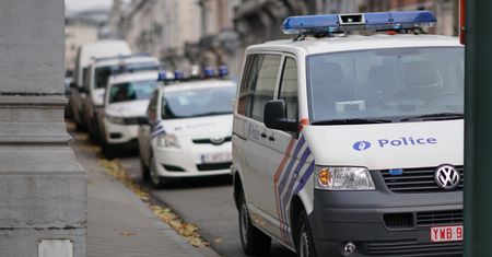Budynek bez okien. Weszli do środka. Czterech Polaków wpadło w Belgii