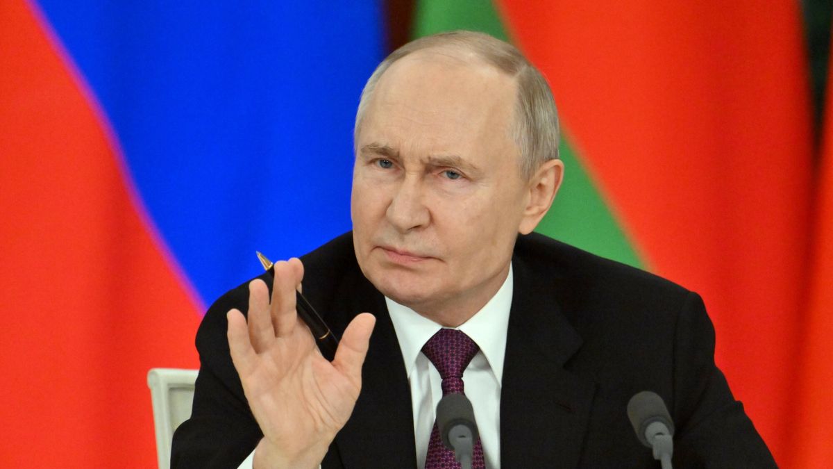 ?ukaszenko w odwiedzinach u Putina w Moskwie
Russia Belarus 8878097 13.03.2025 Russian President Vladimir Putin attends a joint news conference with Belarusian President Alexander Lukashenko following their meeting at the Kremlin in Moscow, Russia. Kristina Kormilitsyna / Sputnik Moscow Russia PUBLICATIONxINxGERxSUIxAUTxESTxLTUxLATxNORxSWExDENxNEDxPOLxUKxONLY Copyright: xKristinaxKormilitsynax
IMAGO/Kristina Kormilitsyna