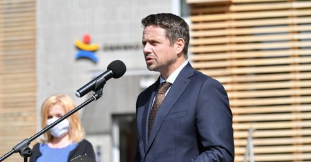 Rafał Trzaskowski odpuścił rocznicę? Rzecznik prasowy ratusza odpowiada