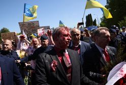 Atak na rosyjskiego ambasadora w Warszawie. Cały oblany czerwoną farbą