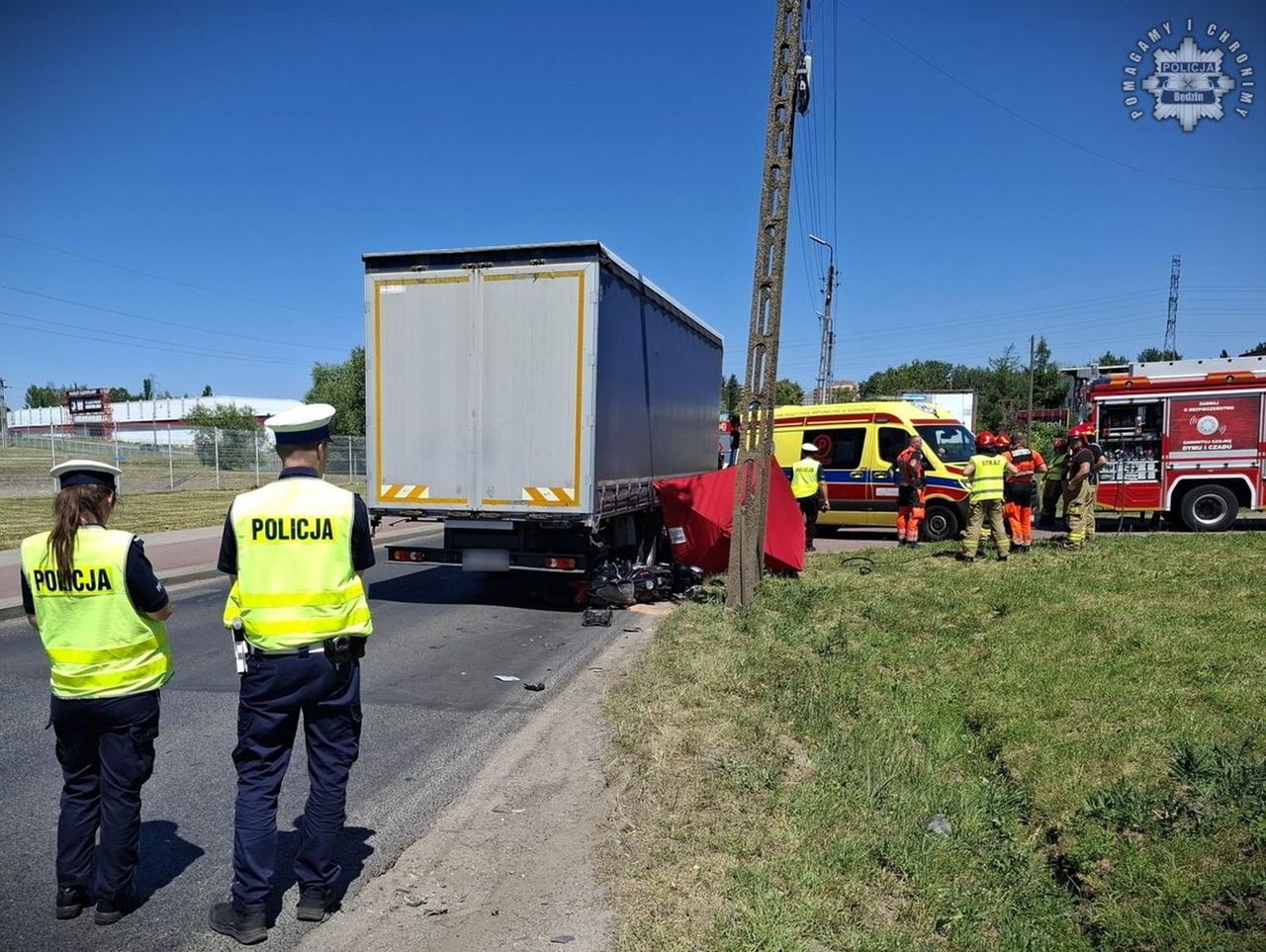 18-letni motocyklista zginął po wjechaniu w ciężarówkę w Czeladzi