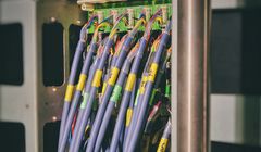 Operator związany z Play i UPC Polska znów poszerzył zasięg