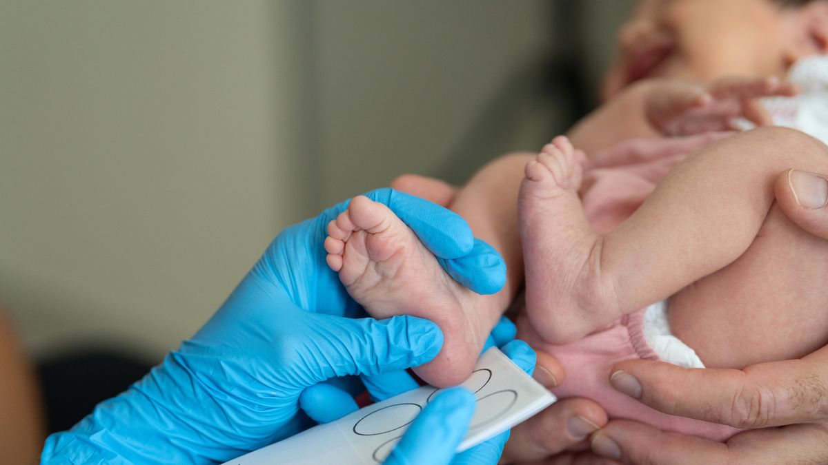 W Polsce umiera więcej osób, niż się rodzi.