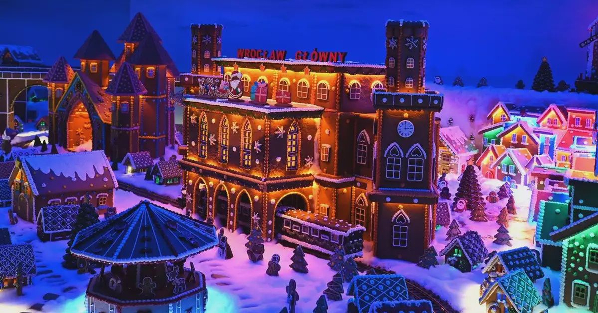 Wrocław: Dworzec PKP zrobiony z piernika. A do tego czekoladowy pociąg