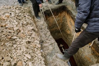 Rosjanie szukają mistrza ceremonii żałobnych dla poległych. Poprzednie prowadził klaun