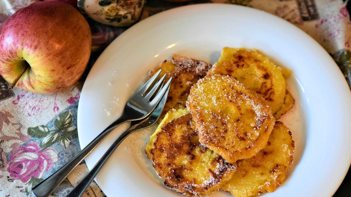 Dzień Placków to znakomita okazja do przygotowania ich na słodko i słono. 