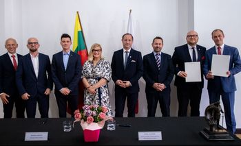 Metropolia Toruńska i Kowno zacieśniają współpracę. Podpisano list intencyjny