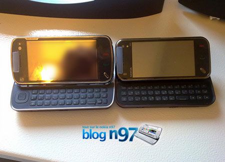 Nokia N97 Mini pomniejszona o D-pada 2