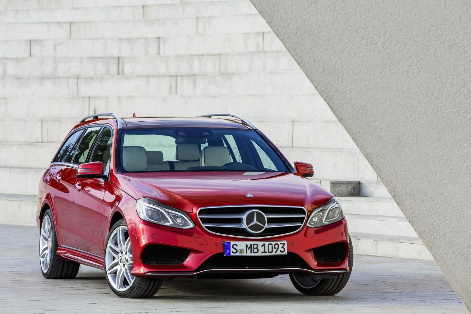 2014 Mercedes-Benz Klasy E [galeria] 54